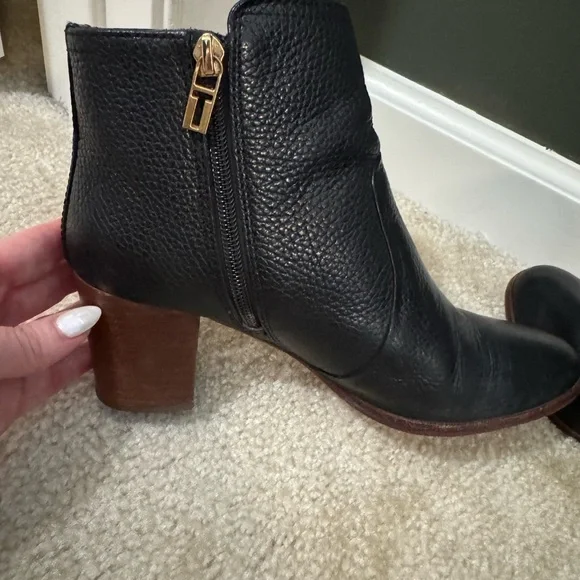 Black Leather Tory Burch Ankle Boots - Picture 4 of 7
